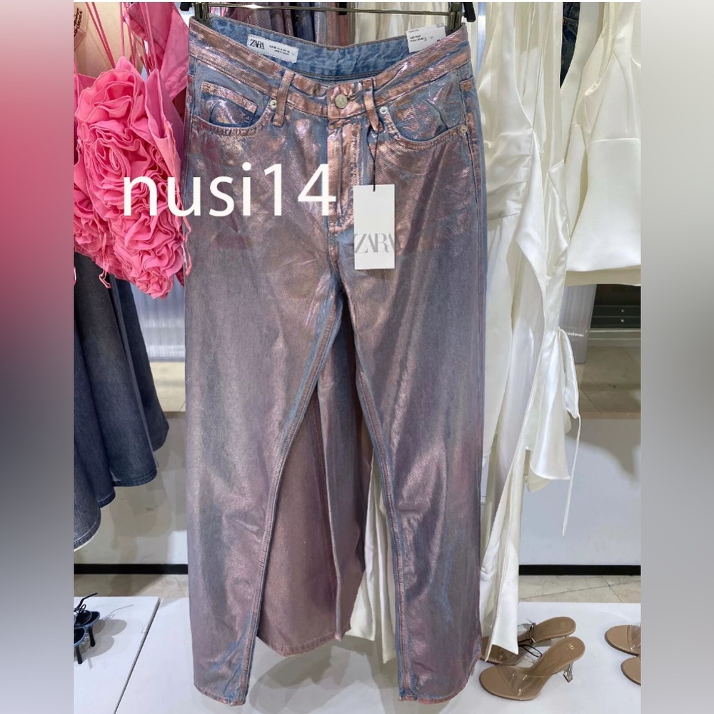 NWT MID WAIST FULL LENGTH TRF FOIL JEANS PINK